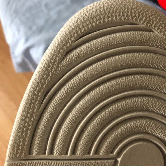 ❌❌❌Sold ❌❌❌Jordan 1 NYC TO PARIS - Picture 3 of 7